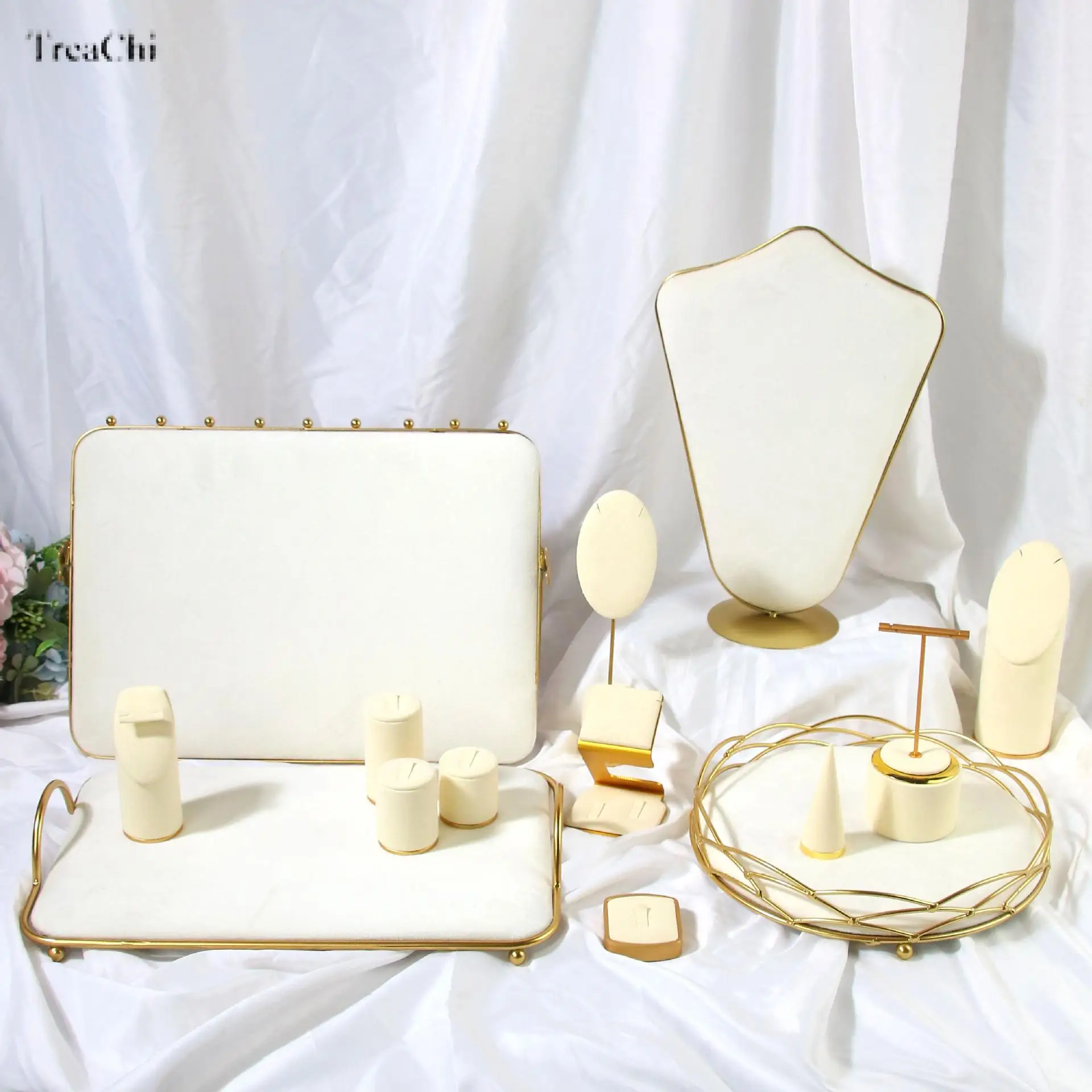 Creative Combination with Jewelry Rack Metal Beige Suede Jewelry Ring Necklace Bracelet Pendant Window Shooting Props