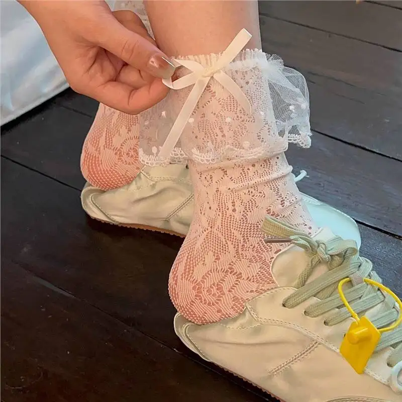 2 Paar hohle Spitzen-Damen-Mid-Tube-Socken für Frühling und Sommer, dünn, bequem, atmungsaktiv, sexy, lässige Socken – Detail 6