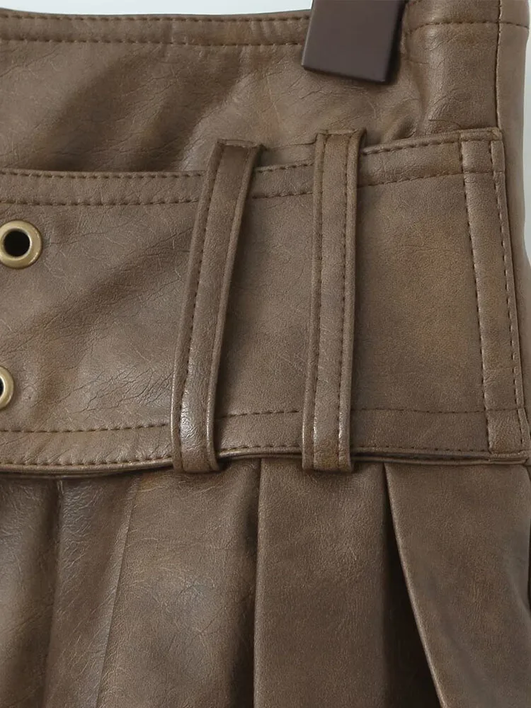 2024 American retro sweet and sexy coffee color belt buckle A-line pleated skirt low waist PU leather anti-exposure short skirt