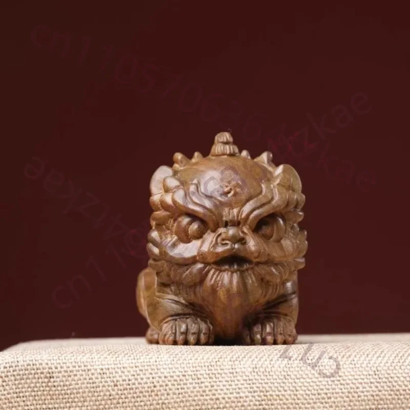 Hand Carved Red Sandalwood Wooden Pixiu Figurine Wealth Prosperity Lucky Beast Ornament Home Office Desk Decor Gift Collectible