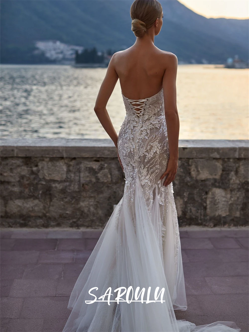 Embroidery Beaded Mermaid Wedding Dress for Beach Wedding Luxury Strapless Sheath Bride Dresses Sequins Bridal Wed Gown