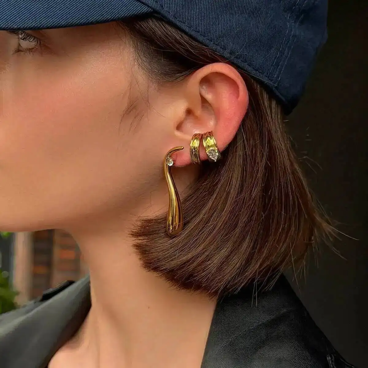 

Salircon 2Style Classic Luxury 18K Gold Plated Stainless Steel Drop Earring Shining Zircon Water Drop Pendant Earring Jewelry