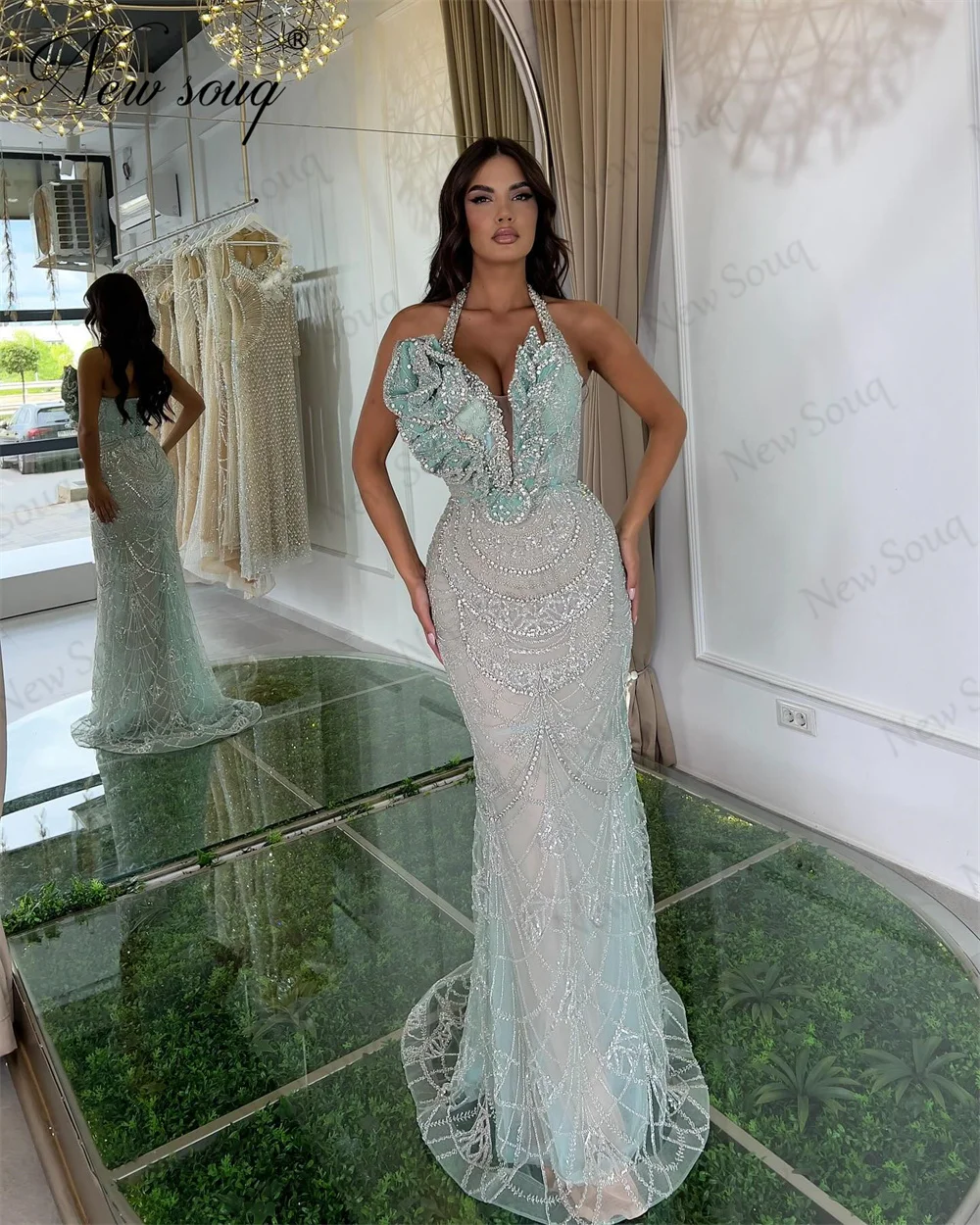 

Luxury Green Beading Evening Dresses Arabic Dubai Halter Crystals Prom Dress Custom Made Mermaid Wedding Party Gowns Robes 2024