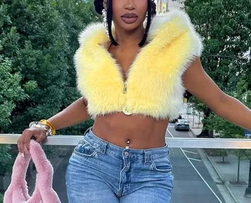 Autumn Solid Color Fur Zipper Hooded Sleeveless Crop Top Short Jacket, Fashionable Imitation Fur Sleeveless Zipper Jacket