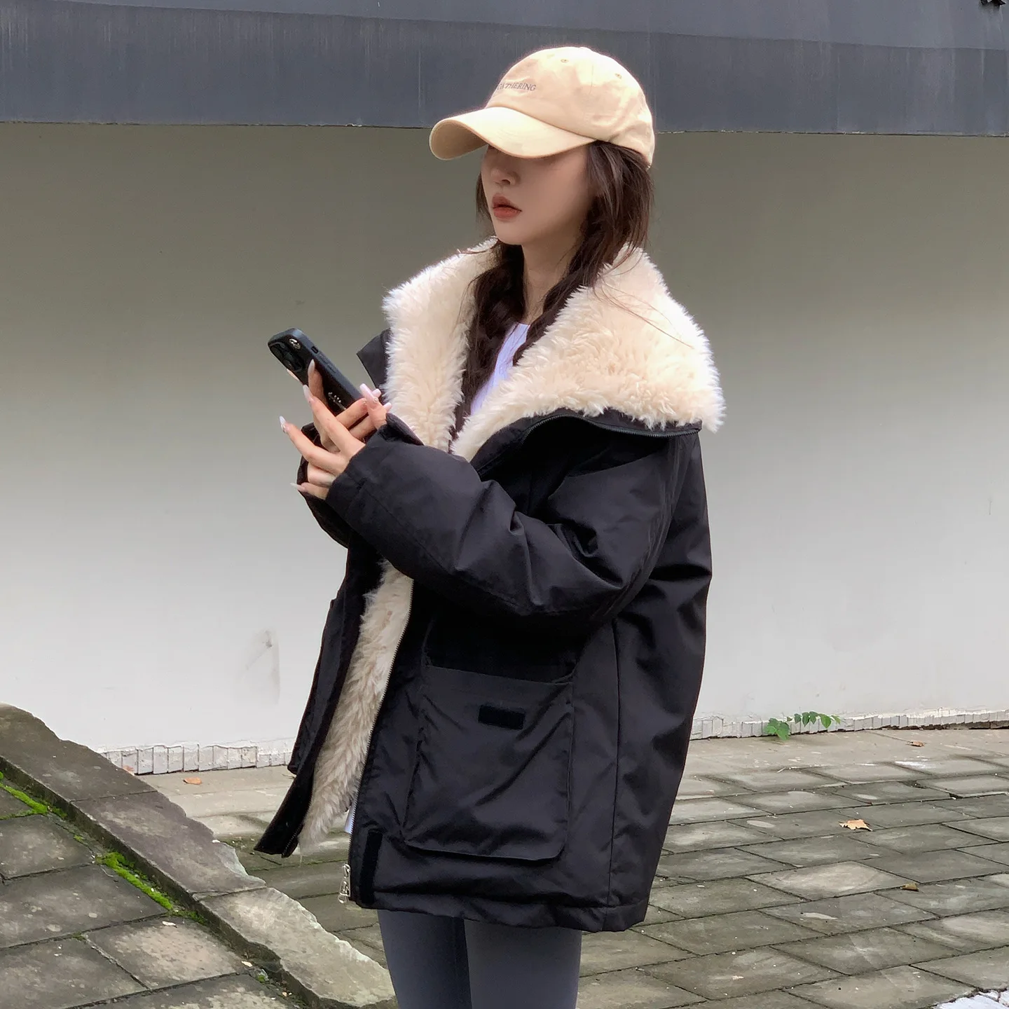 

Women Lamb Shearing Parkas Coats Solid Overcoat Big Turn Down Fur Collar Zipper Thick Loose Fit Casual Office Lady Winter 2025