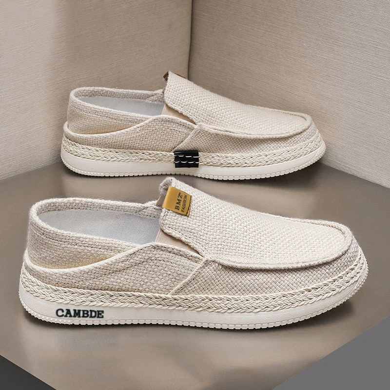 Men's new fashion trend  Sailing shoes, soft soled cloth shoes, board shoes, casual board shoes