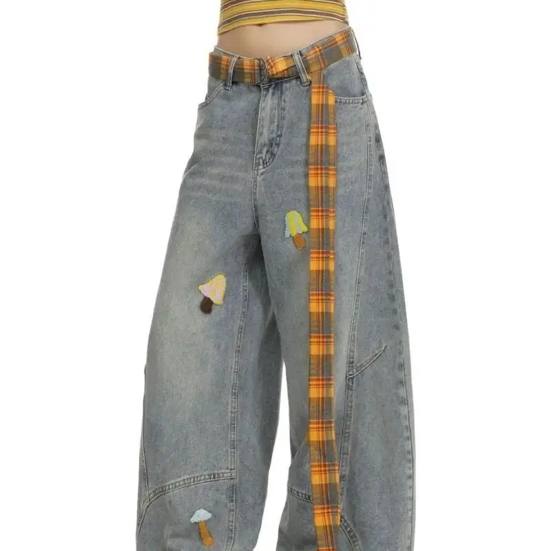 กางเกงยีนส์ปักลายการ์ตูนสำหรับผู้หญิง ดีไซน์ใหม่สำหรับฤดูใบไม้ร่วงและฤดูหนาว ทรงขากว้าง เอวสูง ทรงหลวม ไซส์พลัส ทรงตรงเข้ารูป