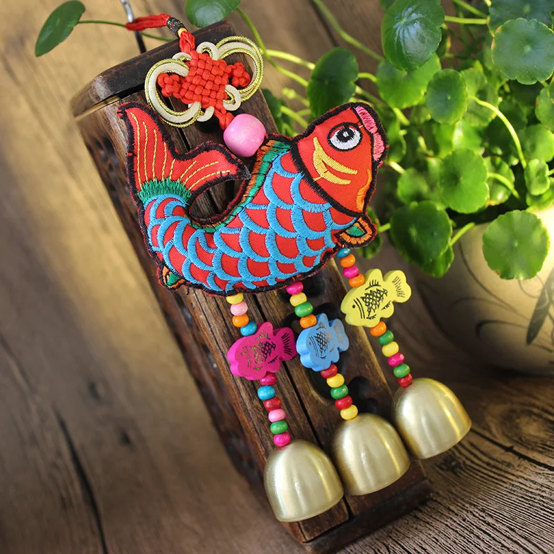 10pcs # wholesale backpack bag home CAR wall efficacious Mascot native Goldfish FENG SHUI copper bell lucky Embroidery