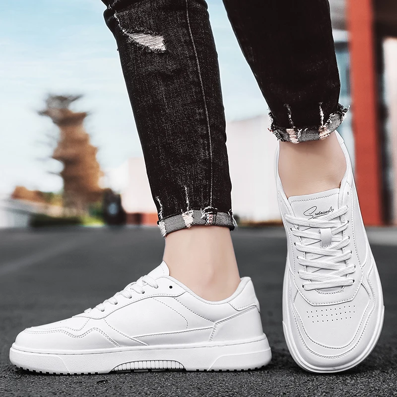 

Новые мужские повседневные спортивные кроссовки 2026 года: дышащие, универсальные, для широкой стопы, на шнуровке, белые, для босоногой ходьбы