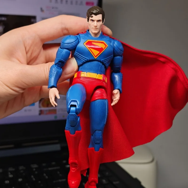 

BLOKEES Superman Batman Beyond Original Gunn David DC David Justice League Comics Action Figure Assembled Toys Model Gift