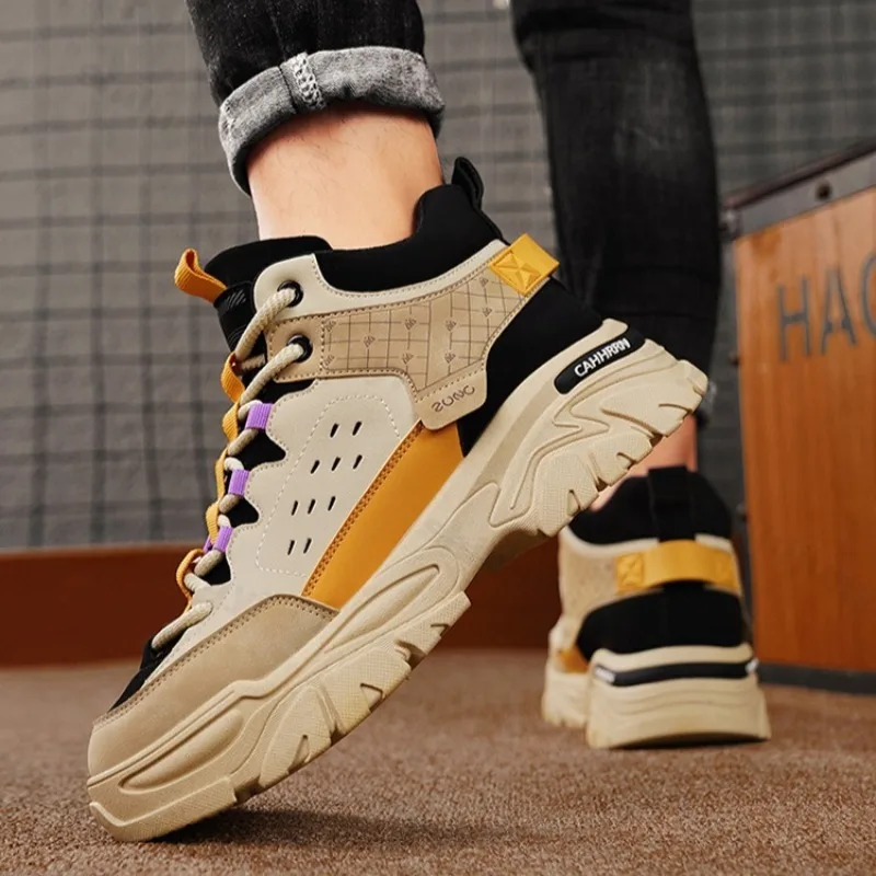 

2025 Autumn British Style Thick Soled High Top Short Boots for Men Vintage Fashion Versatile Comfortable Non Slip Platform Boots