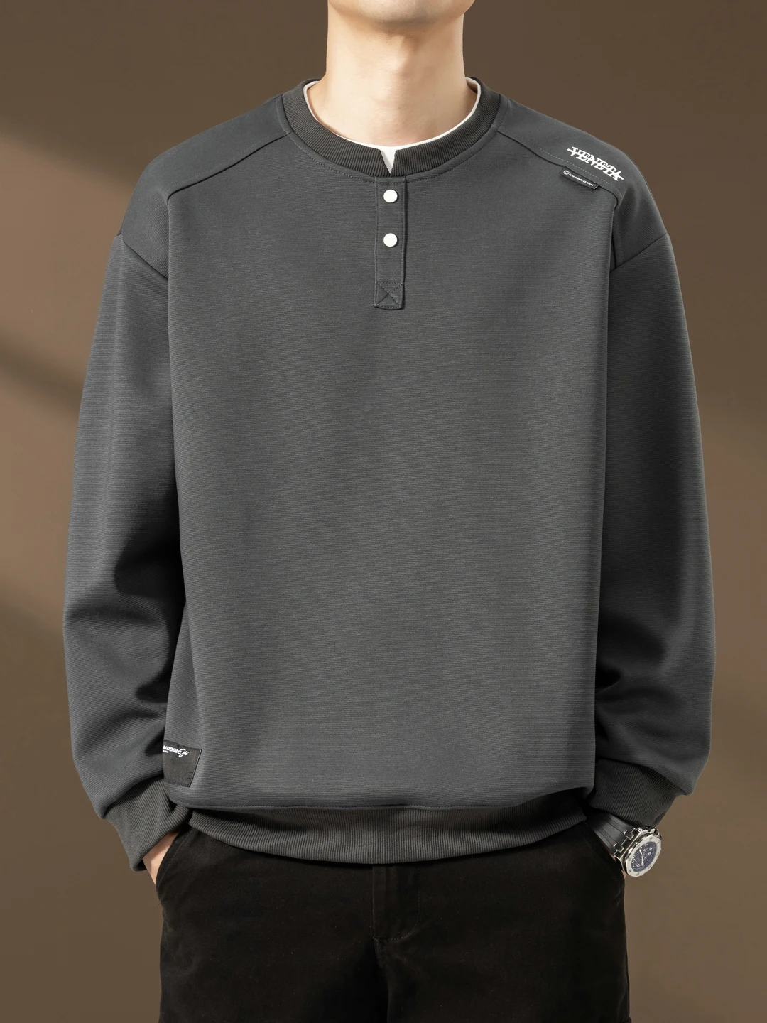 

Мужская футболка-худи в американском стиле, свободного кроя, с длинным рукавом и круглым вырезом, имитация двухслойности, повседневная, удобная, дышащая, весна-осень