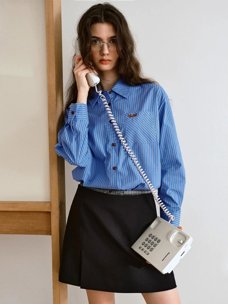 

OLrain Vintage Striped Shirt Woman Long Sleeve Turn-down Collar Cartoon Embroidery Shirt 2025 Autumn New Arrival Top O57QC000261