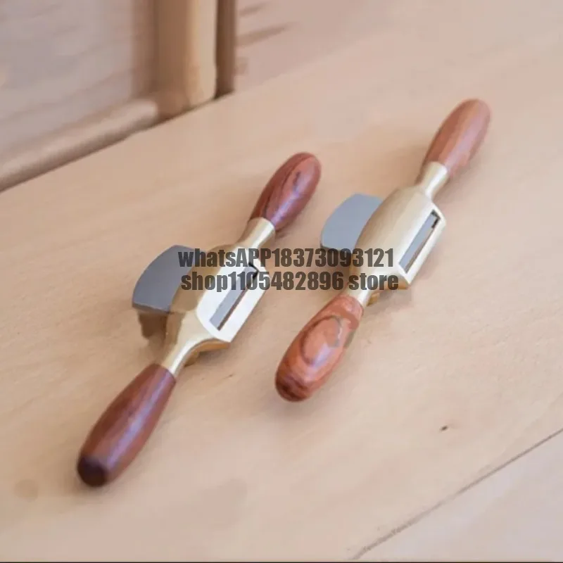 Spokeshaves Bronze Flat and Round Sole - Fine Woodworking