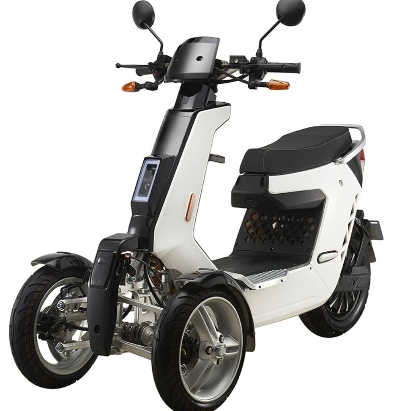 Electric 3-wheel 2000W motorcycle, front 2-wheel box scooter