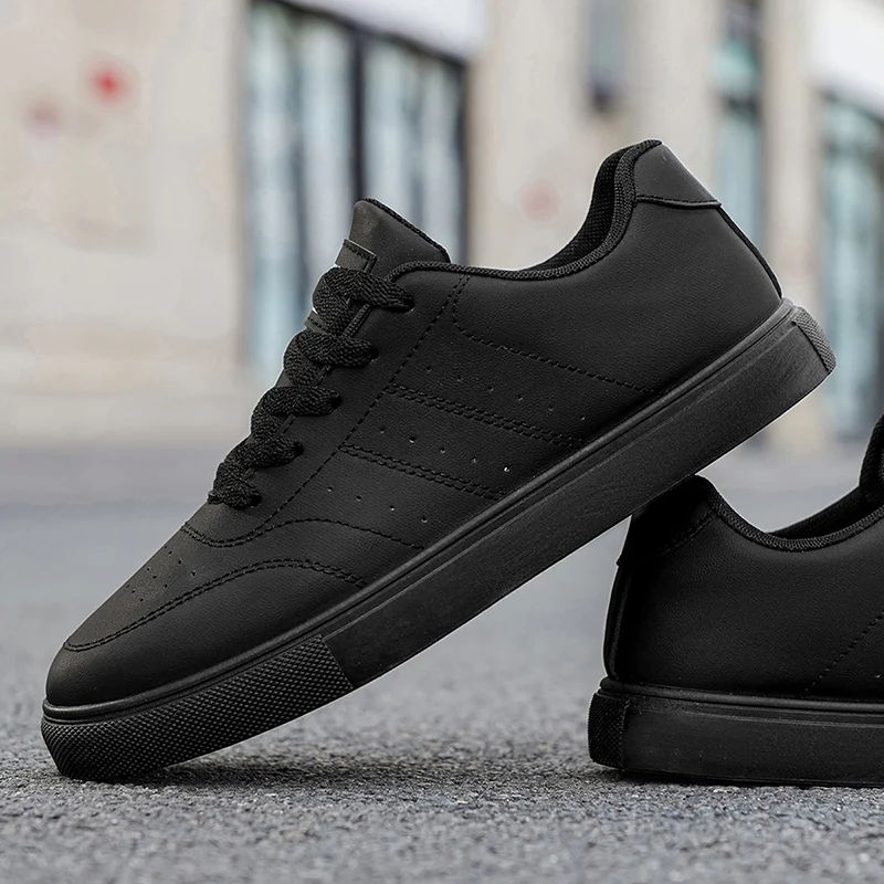 Men Classic Leather Skate Shoes Lace Up Flat Casual Sneakers Non Slip Daily Walking Footwear Black White 2 Colors