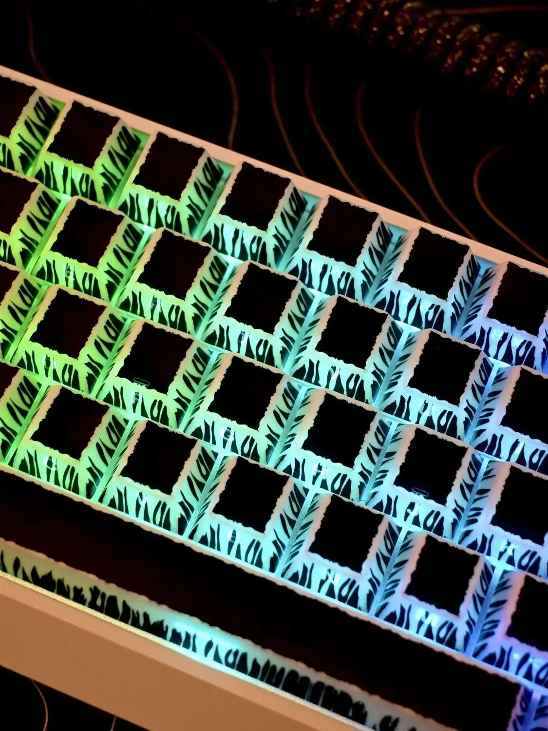 

Прозрачный колпачок из ПБТ с боковым принтом, 130 клавиш, граффити 2,0, крутой вишневый профиль ISP для механических колпачков для клавиатуры Cherry MX Gamer