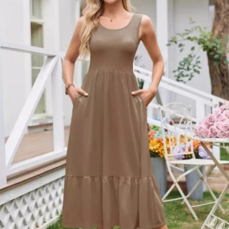 Abito casual con bretelle a pieghe Abito da donna elegante con scollo quadrato Una linea di abiti lunghi con canotta Abito estivo da spiaggia in tinta unita