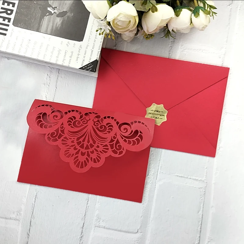 Imagem -02 - Tri-fold Bolso Convite do Casamento Impressão Personalizada Laser Cut Floral Vermelho xv Aniversário Saudação Empresarial Cartão Rsvp Ic153 50 Pcs