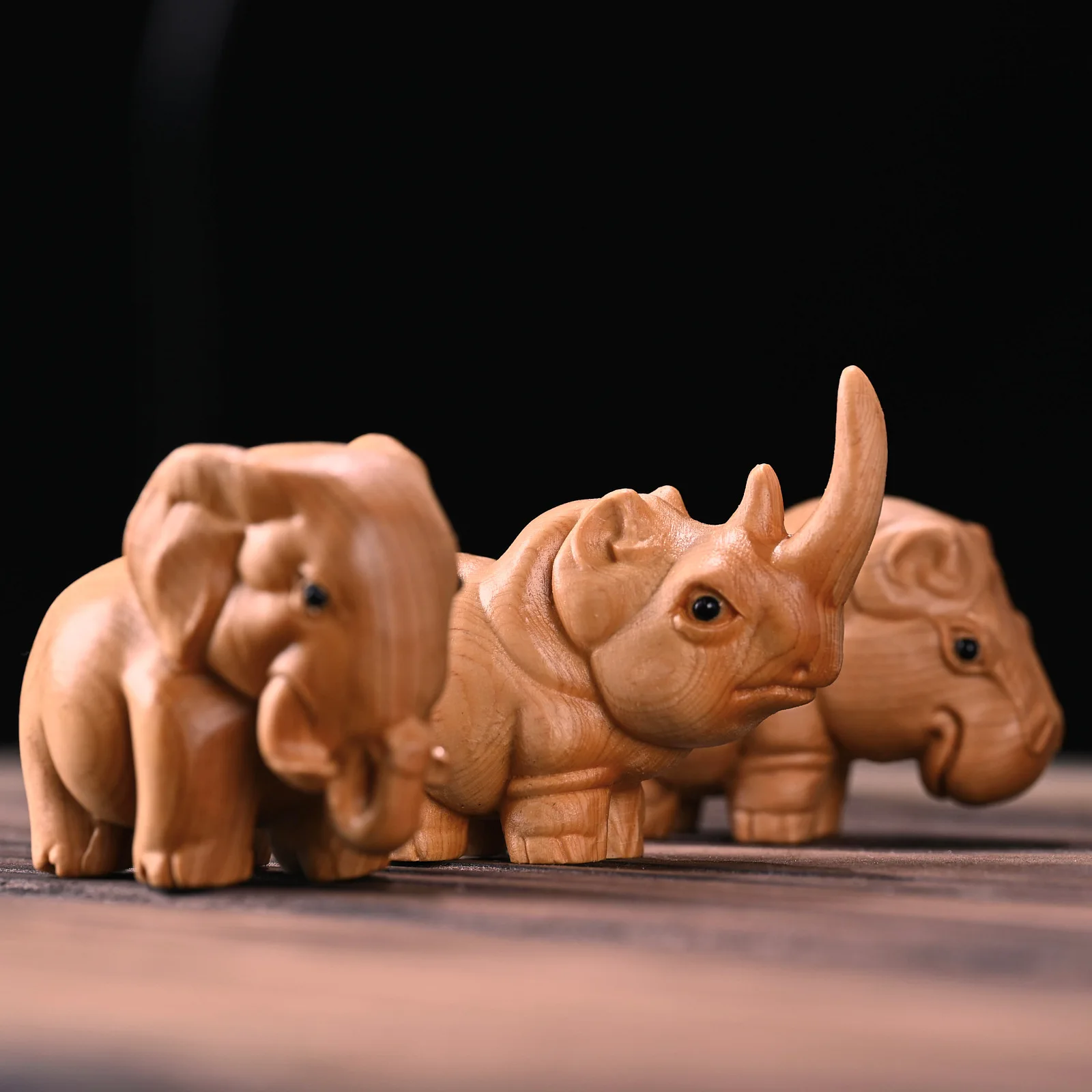 Cliff cypress Carving Hippopotamus Elephant Rhinoceros Figurine Ornament,Mini Cartoon Desktop Home Decor,Fun Wooden Gifts