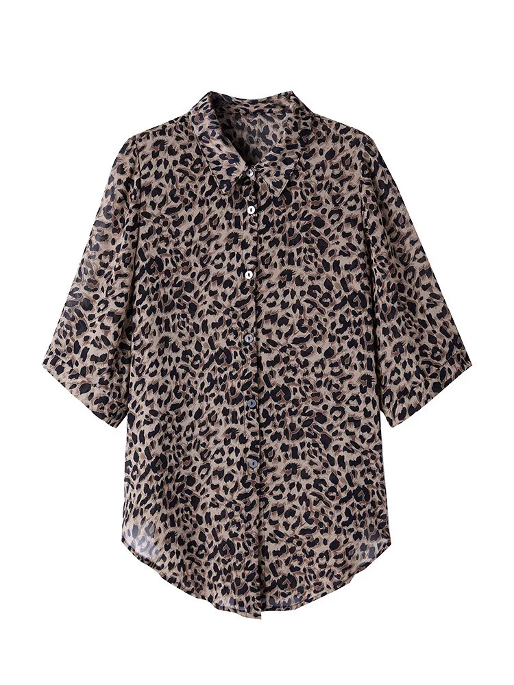 Summer New Chic Chiffon Classic Leopard Print Female Shirts Casual Fashion Single Breasted Loose Simple Spell Color Women Shirts