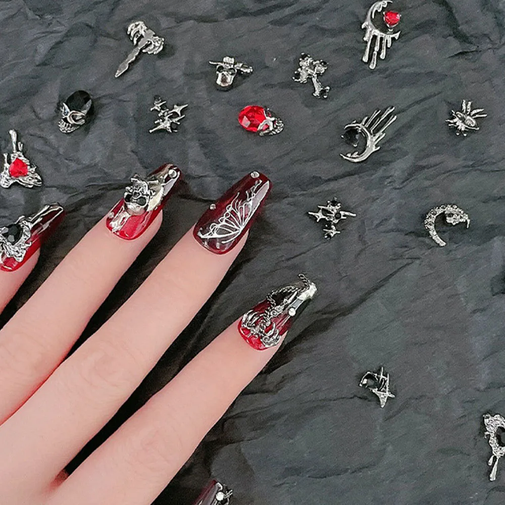 10pcs Darkness Metal Nail Charms Heart with Dark Gems Luxury Nail Decoration 3D DIY Parts Retro Style Aolly Black Heart Charm
