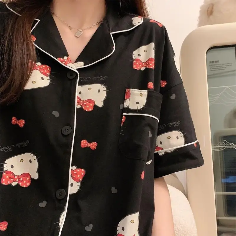 Sanrio Новый женский пижамный комплект Hello Kitty Пижамный комплект из 2 предметов с принтом Sweet Girl Летние шорты с короткими рукавами Комплект домашней одежды с героями мультфильмов
