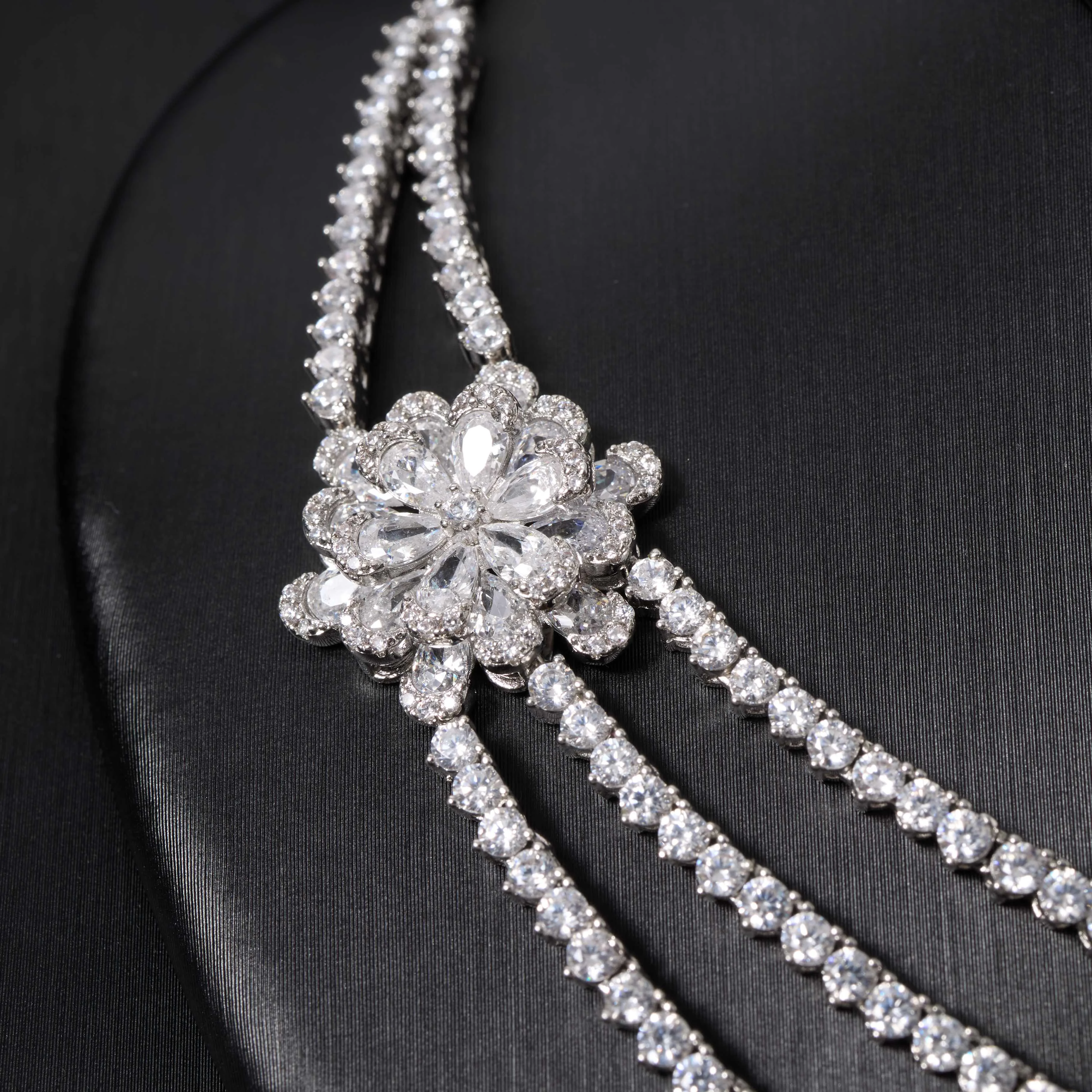 250720  Bridal Necklace Sets for Women Unique Jewelry Cubic Zirconia Layer Jewellery Set Dubai Saudi Party Engagement Accessory