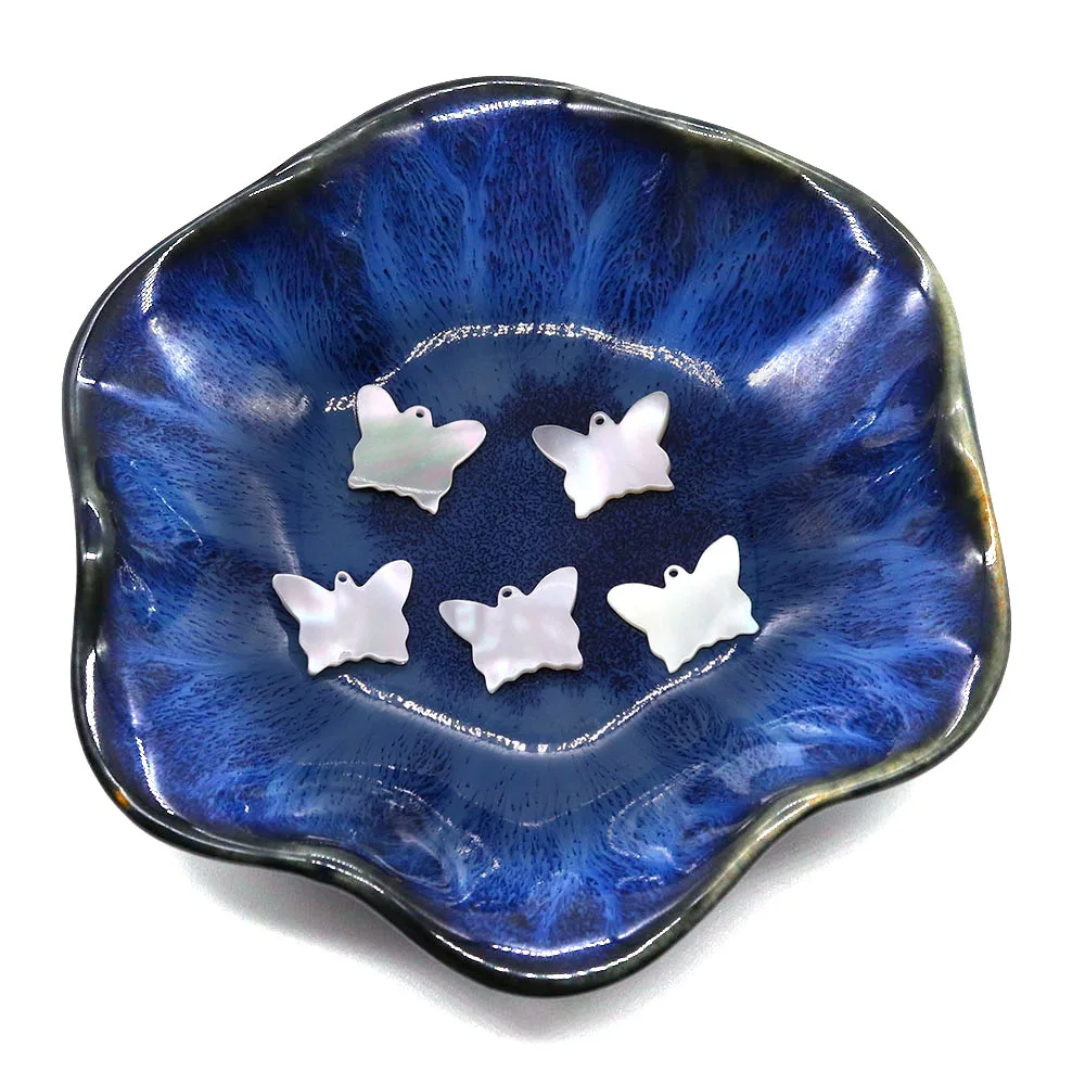 

12x16mm Natural Seawater Shell Butterfly-shaped Pendant Polished Single-hole DIY Women's Necklace Earrings Accessories Making