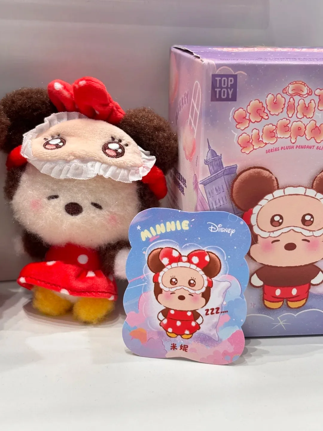 

В наличии оригинальная пижамная серия Disney Squinting Eye, слепая коробка, коллекционные куклы, стежка Джуди Ник, модная загадочная коробка, игрушки