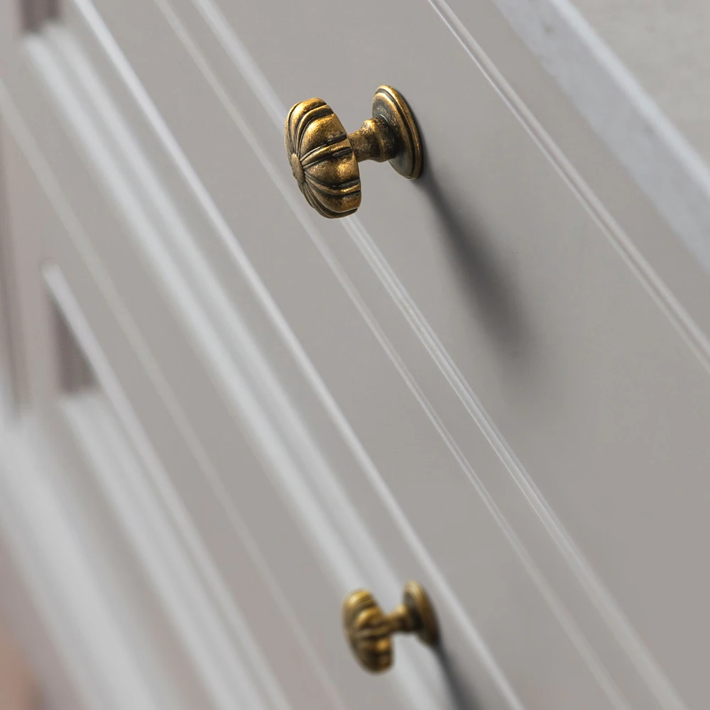 

Goo-Ki Pumpkin shaped design Antique Brass Zinc Alloy Cabinet Drawer Pulls for Home Decorative Knob Furniture Handle and Knobs
