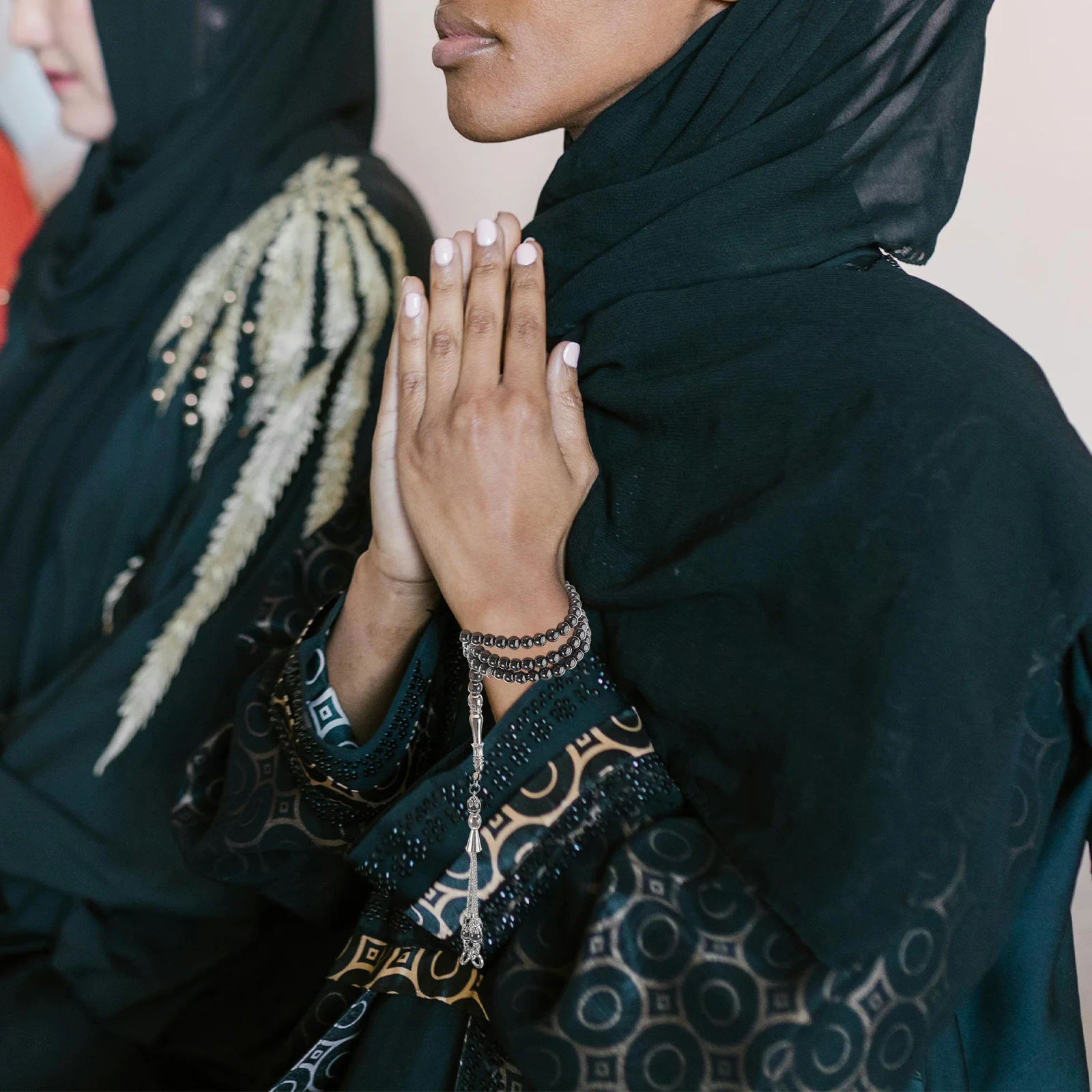 

Islamic Prayer Beads Black Agate Stone 99 Bead Rosary for Daily Spiritual Connection Grounding Protection Muslim Jewelry