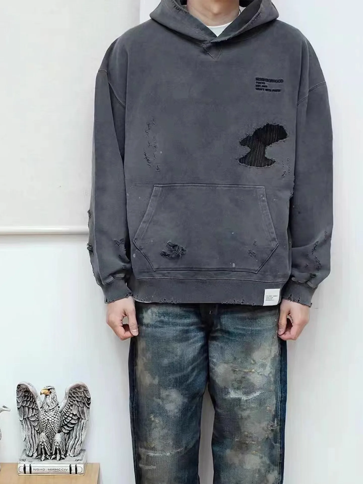 

Japanese Retro Heavyweight Washed Distressed Hooded Pullover Jacket for Both Men and Women Hoodies