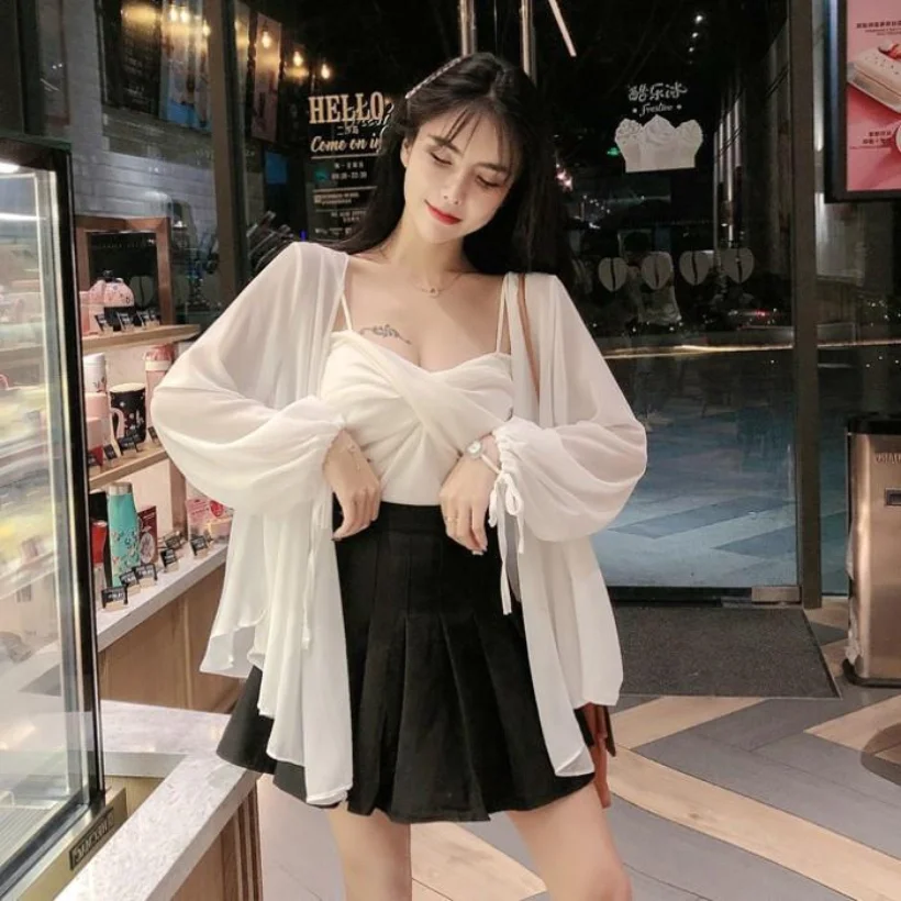 2023 Spring/Summer New Fashion Bra and Pleated Skirt Set Women\'s Sunscreen Shirt Chiffon Wear Three Piece Set