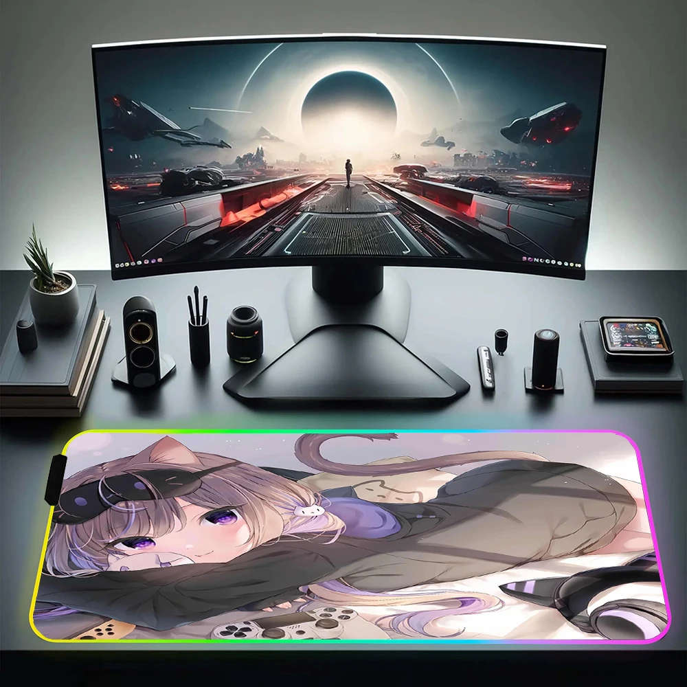 RGB Grande Gaming Mouse Pad, Tapete de Mesa Kawaii, Borracha bonito Anime Girl, Antiderrapante com LED Backlit Mousepad, Esteiras de mesa de escritório