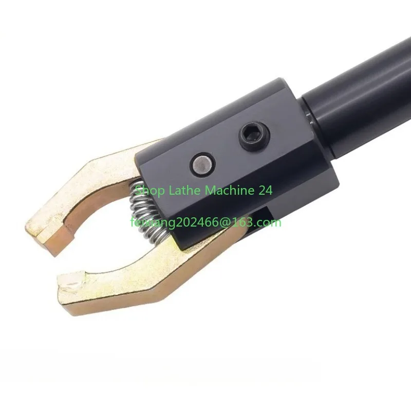 

CNC lathe automatic puller round handle square handle puller claw 12-32mm 1PC