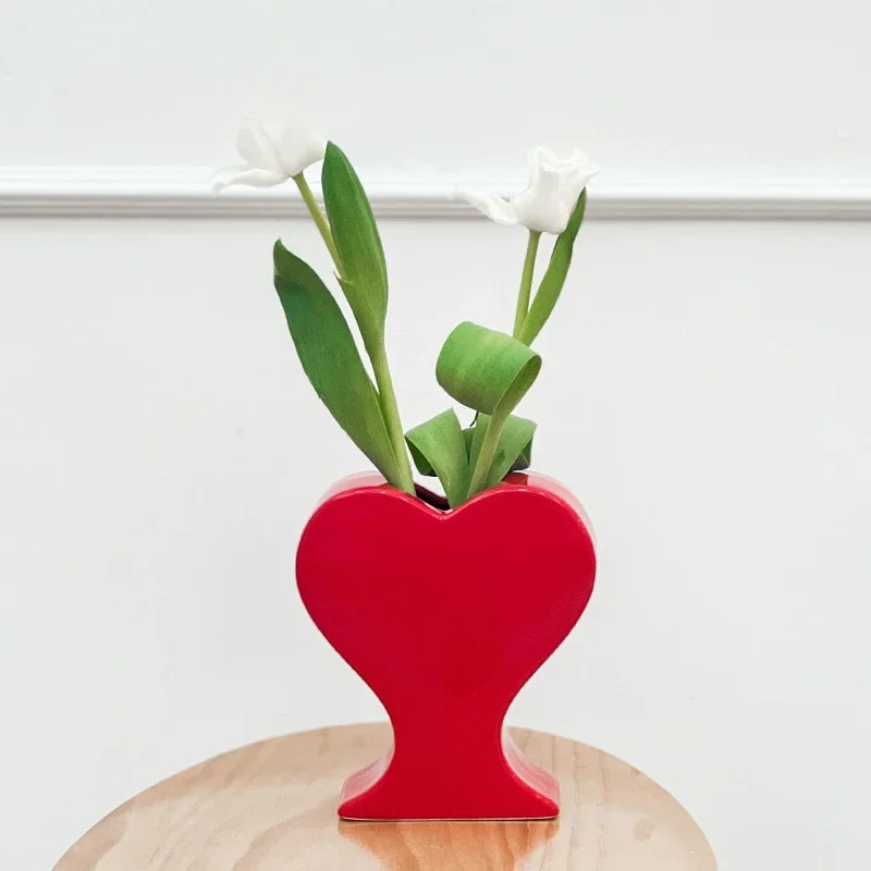 Ceramic Vase Heart-shaped Pink Hearts Porcelain Handicraft Ornaments Flower Vase Flower Arrangement Accessories Home Decoration