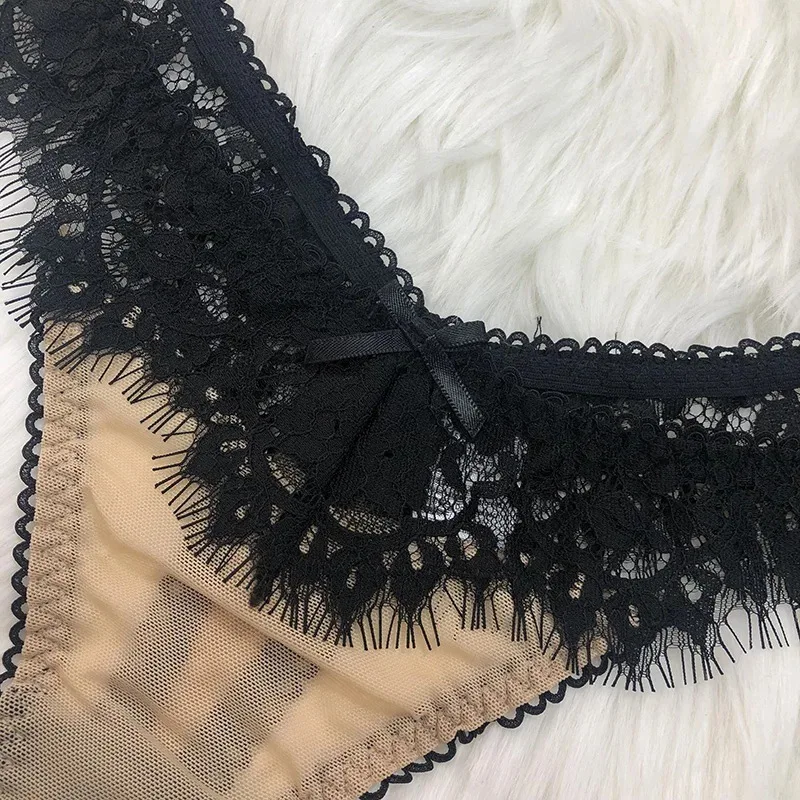 Sexy Thongs for Lady Low-waist Lace Pantie Bikini G-String Cotton Base Underpants Birthday Appointment Gift Temptation Knickers