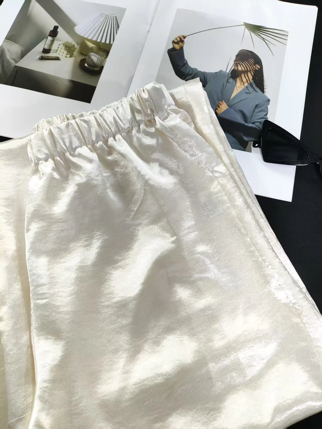 High Waisted Loose Hanging High-end Wide Leg Pants Look Slim 2025 New White Women's Wide Leg Pants