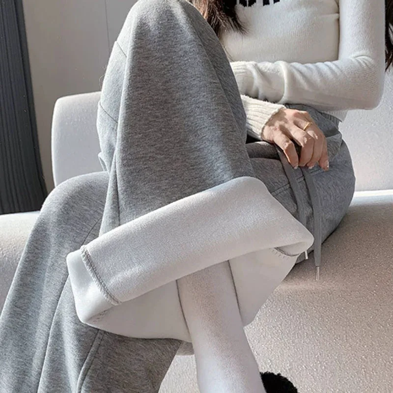 Korean Fashion Wide Leg Sweatpants Female Autumn Winter Streetwear Loose Fleece Thickened Pants Woman High Waist Casual Pants 2 Korean Fashion Wide Leg Sweatpants Female Autumn Winter Streetwear Loose Fleece Thickened Pants Woman High Waist Casual Pants 2