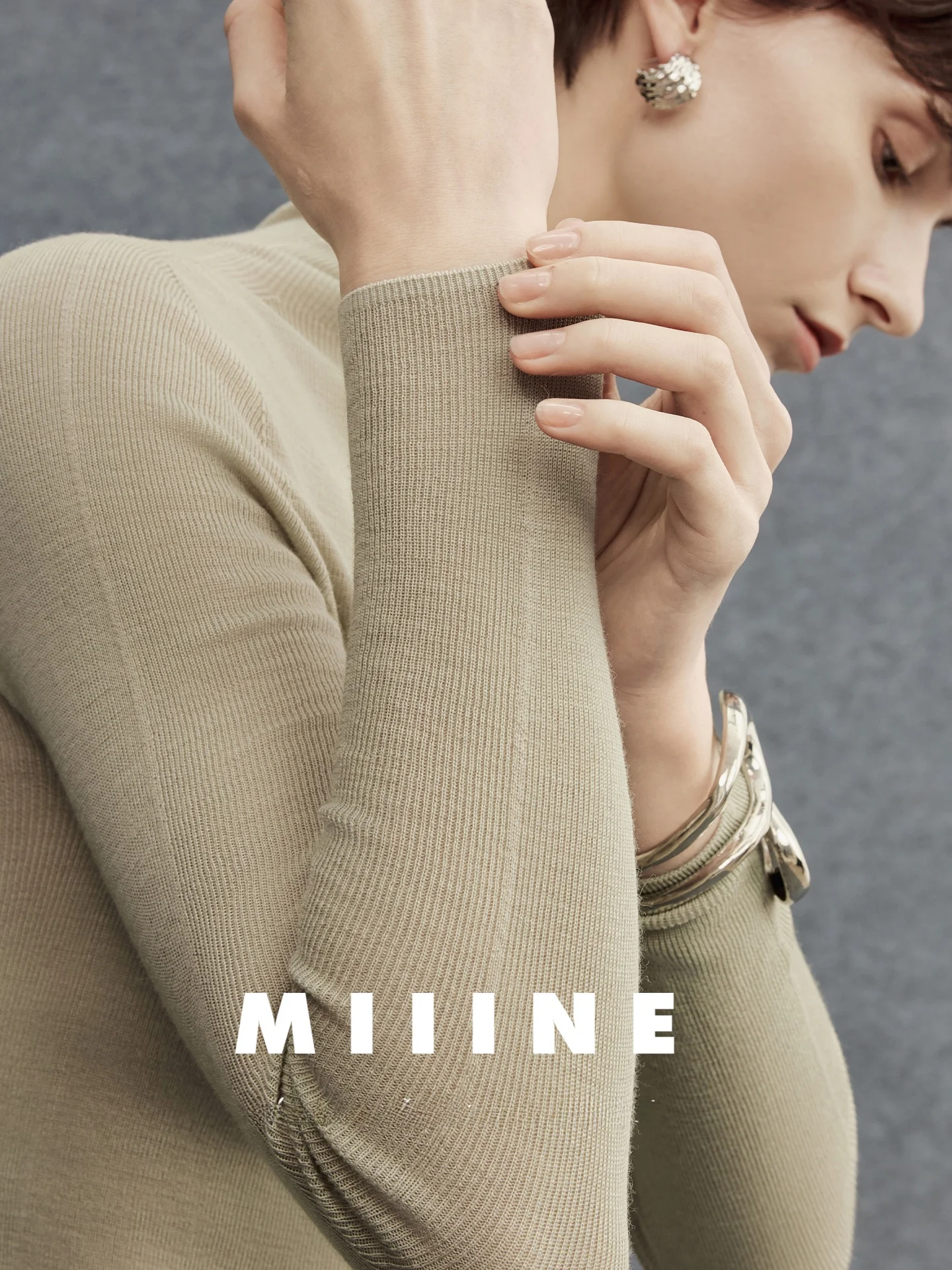 

Miiine Yangzi Wool High Ne Base irt hine Waable Fine Touch Slim Fit Inner Wear Full Wool High Branch