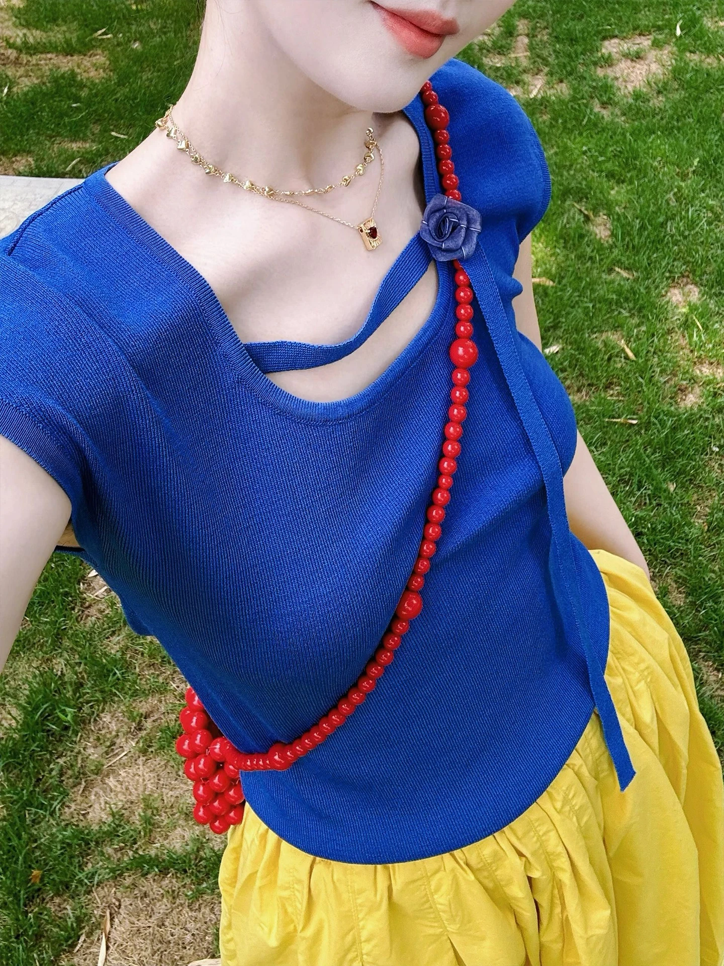 

Новый летний синий женский комплект ort Sve, комплект из двух предметов, юбка с расклешенным подолом, мятый топ, возрастной клубник