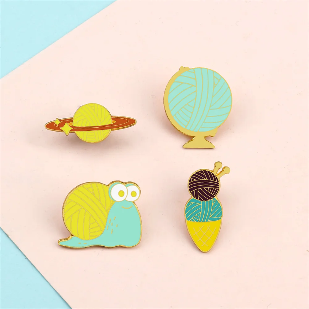 Woolen Ball Brooches Lovely Snail Animal Badges Globe Ice Cream Planet Enamel Pins Shirt Lapel Jewelry Gift for Kids Wholesale