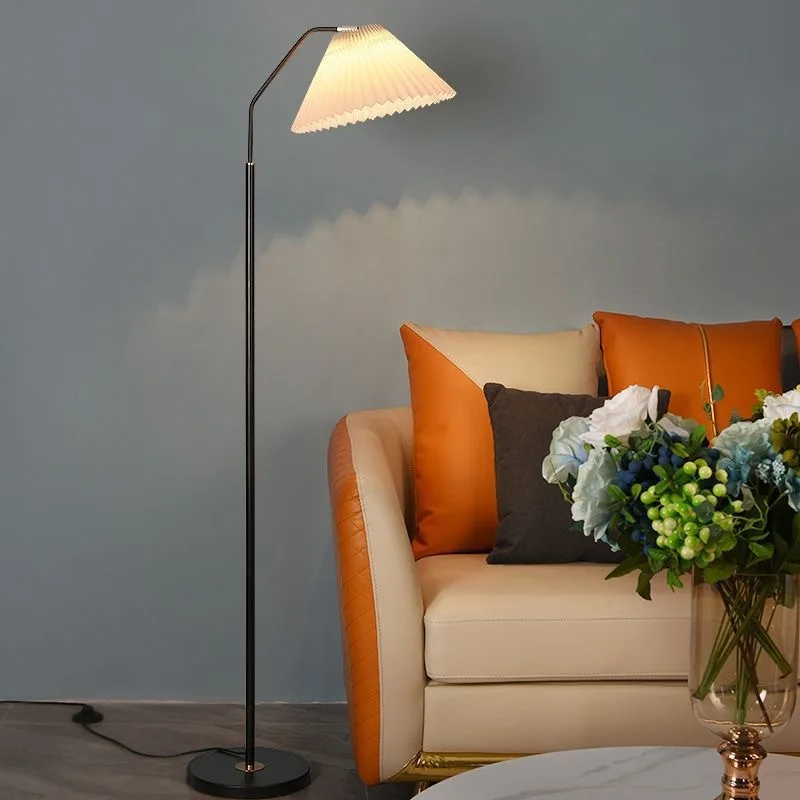 Iron Pleated Floor Lamp Modern Minimalist Floor Lamps Bedroom Study Corridor Living Room Lighting Lights Home Decoration Light
