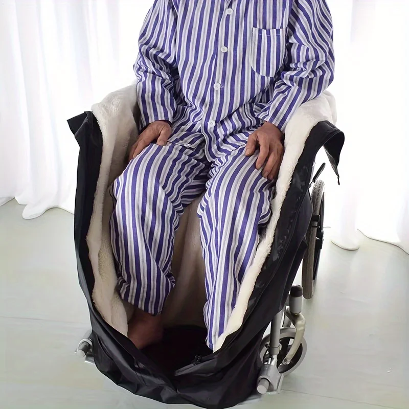 

1x Premium Waterproof Wheelchair Blanket - Double Layer Thick Lambswool, 210T Oxford Cloth, Half Wrap Design for Enhanced Warmth