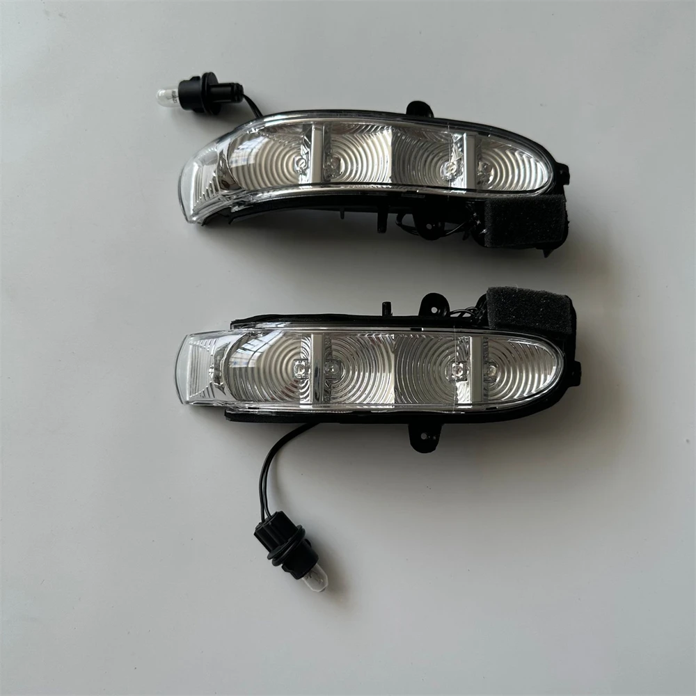 For Mercedes Benz W211 S211 W463 W461 C E Class 2038201321 2038201421 Car Rear View Side Mirror LED Turn Signal Indicator Light