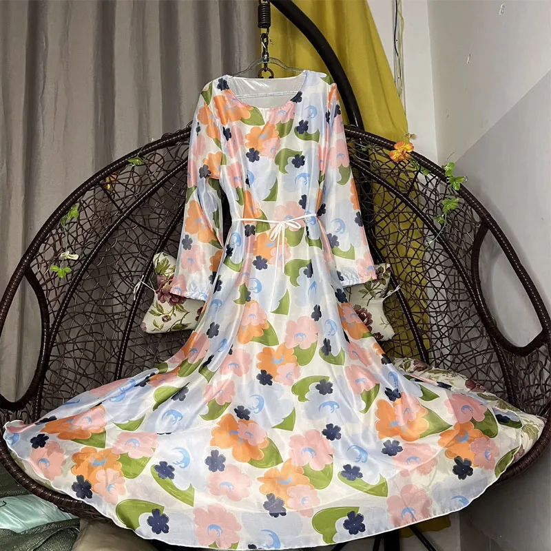 

Men Sexy plus size dress Ice silk Dance costume Print Glossy Long Dress Women Satin bathrobe for outfit festival concert couple