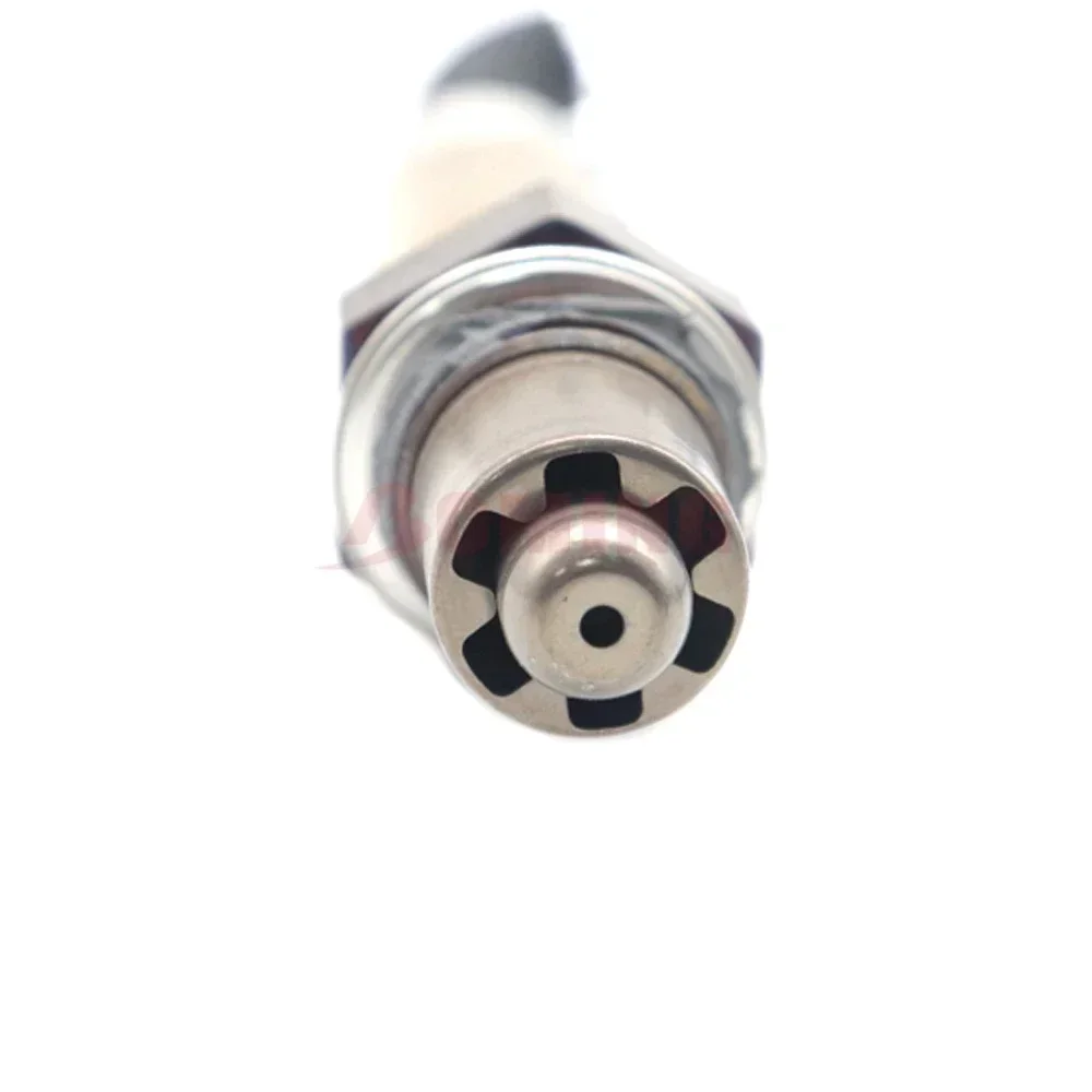 

Oxygen O2 Sensor 90141090000 For KTM Motorcycle RC390 RC 390 0258010265