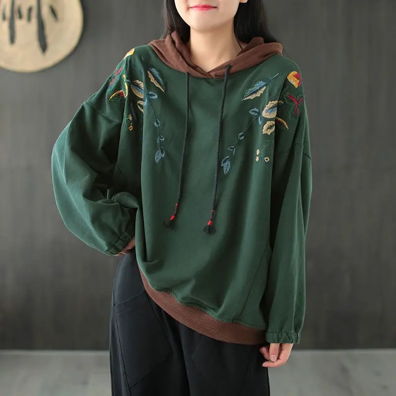 

2023 New Spring and Autumn Fashion Ethnic Embroidery Hooded Panel Retro Literary Temperament Commuter Women's Pocket Sweater