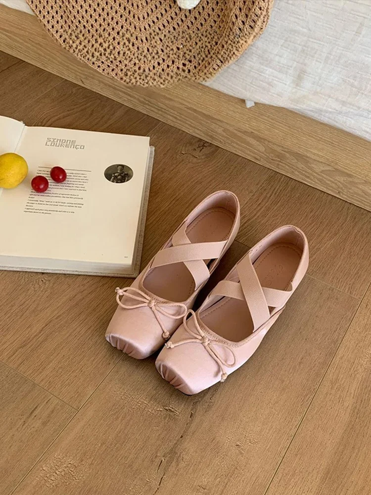 Elegantes-ballerines-mary-jane-a-boucles-croisees-pour-femme-version-en-cuir-a-talonnette-interieure-a-enfiler-pour-jupes